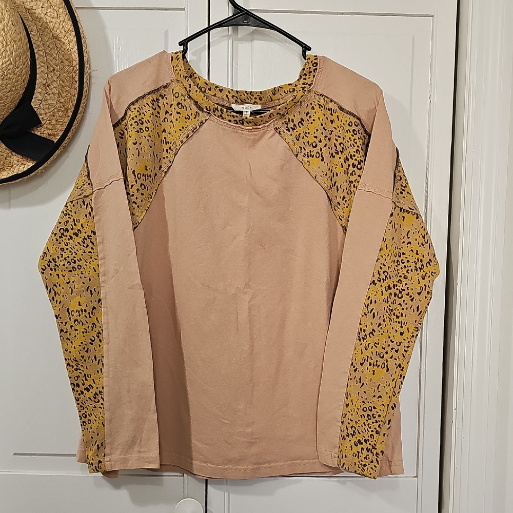 Easel-Women's Long Sleeve Leopard Print Top - Beige and Yellow 100% Cotton
